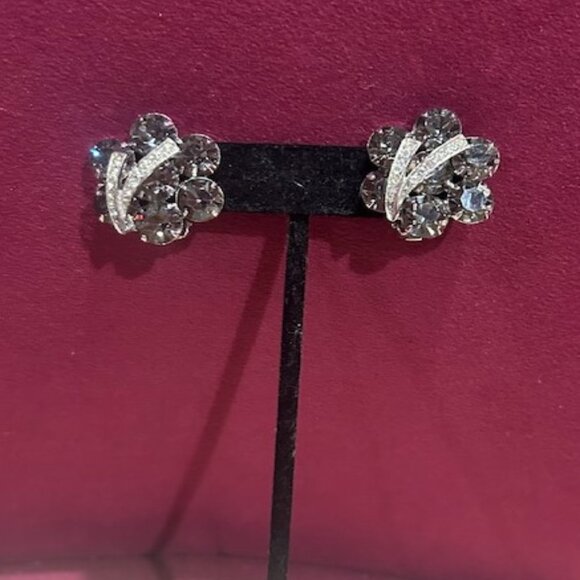 WEISS Smokey Black Art Deco Rhinestone EARRINGS - Picture 6 of 10